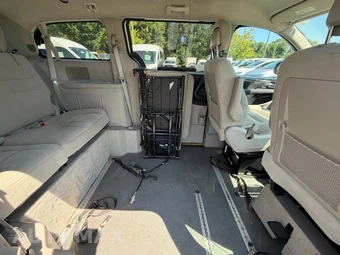 2015 Dodge Grand Caravan SE 121.2" WB - miniatura 32