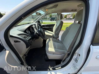 2015 Dodge Grand Caravan SE 121.2" WB - miniatura 42
