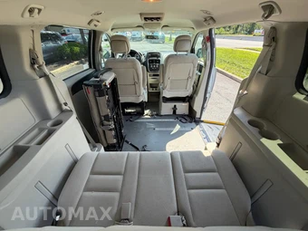 2015 Dodge Grand Caravan SE 121.2" WB - miniatura 49