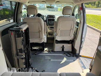 2015 Dodge Grand Caravan SE 121.2" WB - miniatura 50