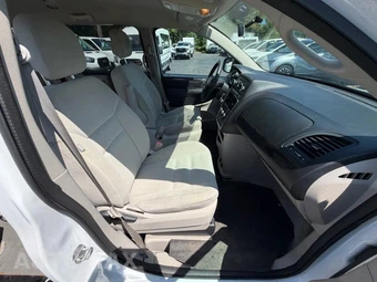 2015 Dodge Grand Caravan SE 121.2" WB - miniatura 54