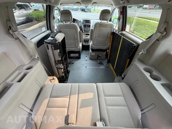 2015 Dodge Grand Caravan SE 121.2" WB - miniatura 33