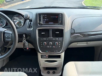 2015 Dodge Grand Caravan SE 121.2" WB - miniatura 48