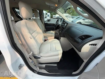 2015 Dodge Grand Caravan SE 121.2" WB - miniatura 55