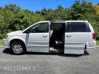 2015 Dodge Grand Caravan SE 121.2" WB - miniatura 13