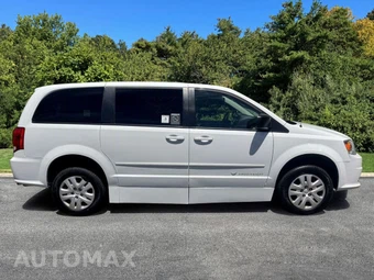 2015 Dodge Grand Caravan SE 121.2" WB - miniatura 2