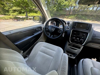 2015 Dodge Grand Caravan SE 121.2" WB - miniatura 23