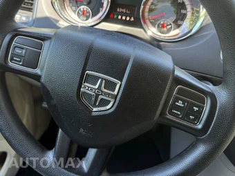 2015 Dodge Grand Caravan SE 121.2" WB - miniatura 31