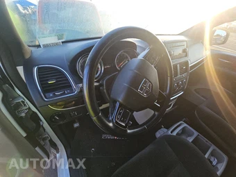 2015 Dodge Grand Caravan SE Plus 121.2" WB - miniatura 11