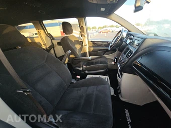 2015 Dodge Grand Caravan SE Plus 121.2" WB - miniatura 8