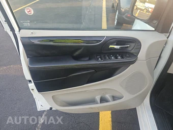 2015 Dodge Grand Caravan SE Plus 121.2" WB - miniatura 9