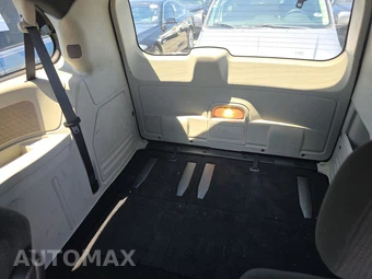 2015 Dodge Grand Caravan SE Plus 121.2" WB - miniatura 16