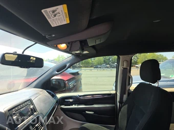 2015 Dodge Grand Caravan SE Plus 121.2" WB - miniatura 18