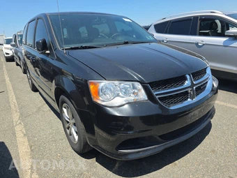 2015 Dodge Grand Caravan SE Plus 121.2" WB - miniatura 3