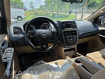 2015 Dodge Grand Caravan SXT 121.2" WB – miniatura 14