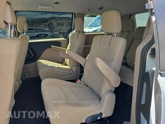 2015 Dodge Grand Caravan SXT 121.2" WB – miniatura 16