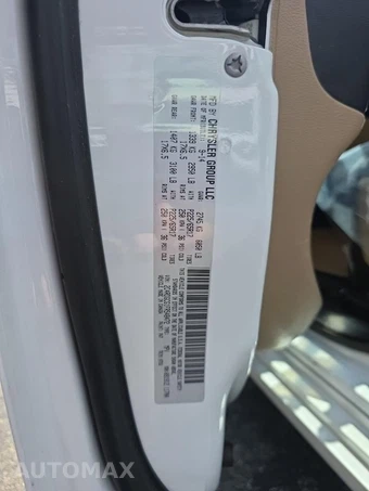 2015 Dodge Grand Caravan SXT 121.2" WB – miniatura 18