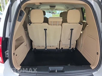 2015 Dodge Grand Caravan SXT 121.2" WB – miniatura 20