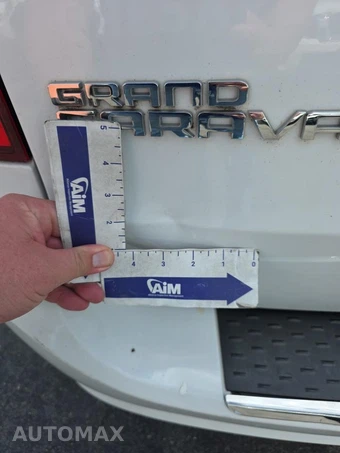 2015 Dodge Grand Caravan SXT 121.2" WB – miniatura 27