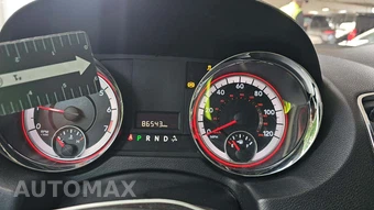 2015 Dodge Grand Caravan SXT 121.2" WB - miniatura 20