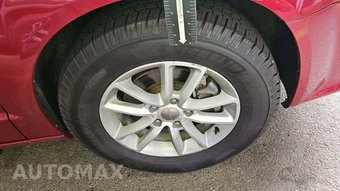 2015 Dodge Grand Caravan SXT 121.2" WB - miniatura 35