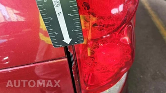 2015 Dodge Grand Caravan SXT 121.2" WB - miniatura 47