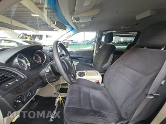 2015 Dodge Grand Caravan SXT 121.2" WB - miniatura 7