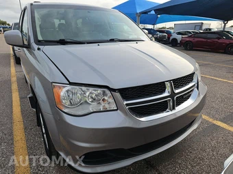 2015 Dodge Grand Caravan SXT 121.2" WB - miniatura 2