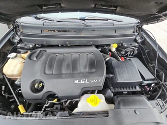 2015 Dodge Journey R/T – miniatura 16
