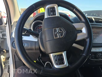 2015 Dodge Journey R/T – miniatura 10