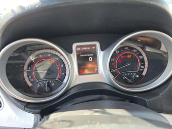 2015 Dodge Journey R/T – miniatura 9
