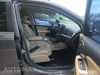 2015 Dodge Journey SXT – miniatura 8