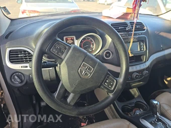 2015 Dodge Journey SXT – miniatura 10