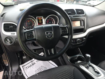 2015 Dodge Journey SXT - miniatura 11