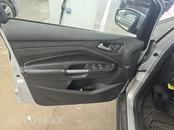 2015 Ford C-MAX Hybrid SE – miniatura 9