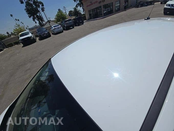 2015 Ford C-MAX Hybrid SE - miniatura 12