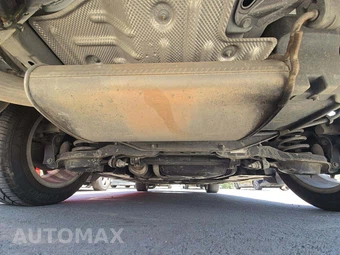 2015 Ford C-MAX Hybrid SE - miniatura 15