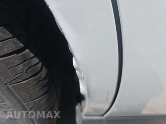 2015 Ford C-MAX Hybrid SE - miniatura 28