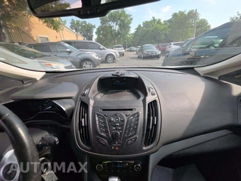 2015 Ford C-MAX Hybrid SE - miniatura 10