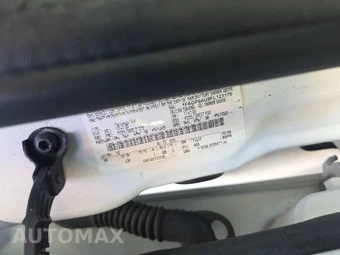 2015 Ford C-MAX Hybrid SE - miniatura 14