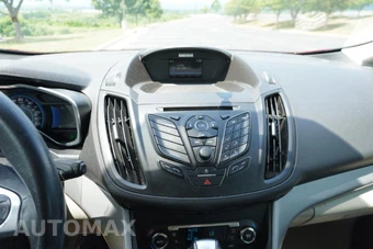 2015 Ford C-MAX Hybrid SE - miniatura 36