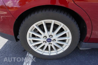 2015 Ford C-MAX Hybrid SE - miniatura 39