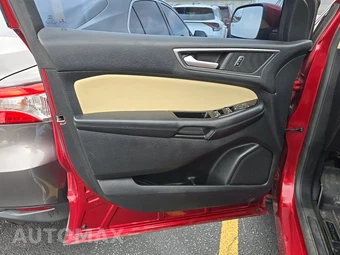 2015 Ford Edge SEL – miniatura 9
