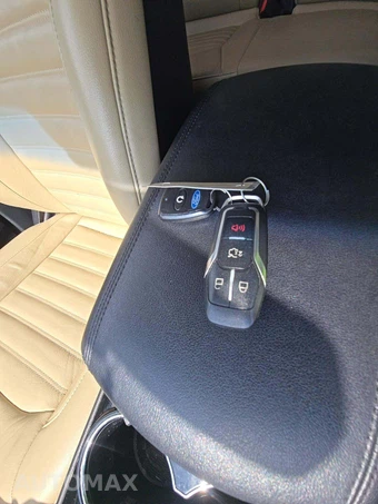 2015 Ford Edge SEL – miniatura 5