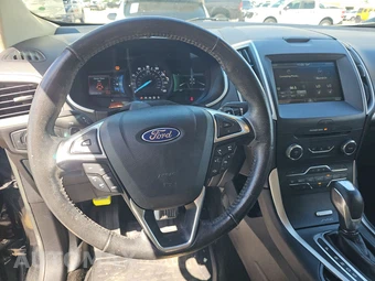 2015 Ford Edge SEL – miniatura 10