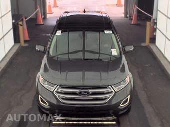 2015 Ford Edge Titanium – miniatura 2