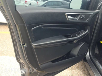 2015 Ford Edge Titanium – miniatura 9