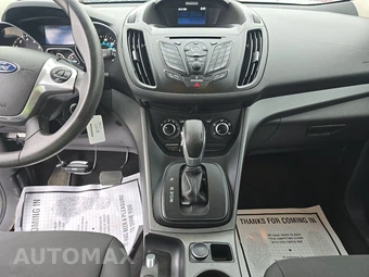 2015 Ford Escape S – miniatura 11