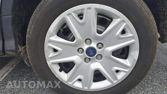 2015 Ford Escape S – miniatura 32