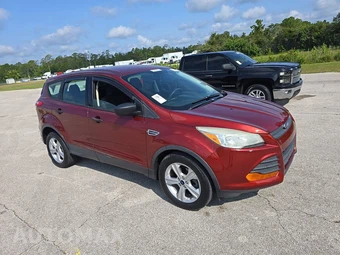 2015 Ford Escape S - miniatura 3